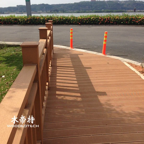 Plastic Wood Flooring Tiles Offer Convenient Installation For Outdoor Deck And Patio Areas