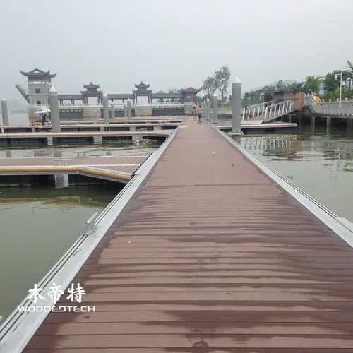 24' Composite Decking è progettato per progetti di decking all'aperto su larga scala