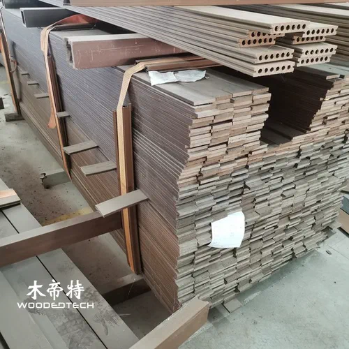Bảng hàng rào WPC cho hàng rào bảo mật ngoài trời bền vững Ranh giới vườn và dự án cảnh quan