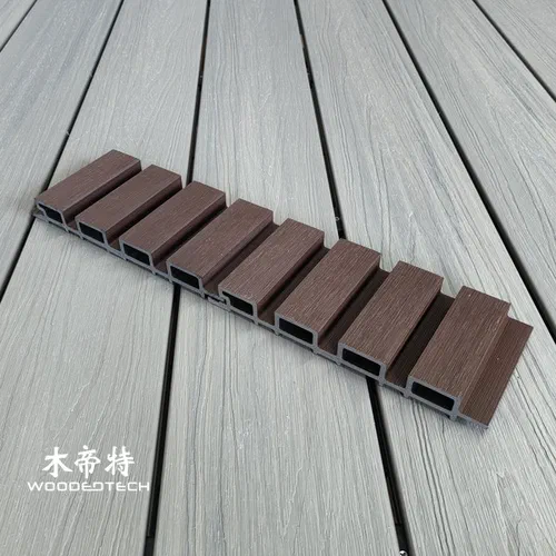 Il costo di decking composito varia in base ai requisiti di progettazione e installazione della superficie della struttura dei materiali