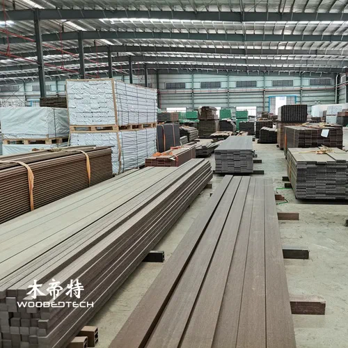 Tavole da 5,4m di decking composito per carichi di grandi dimensioni