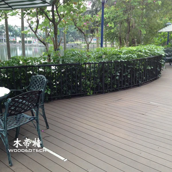 Composite Deck Cost Depends on Decking Materials Installation Methods and Project Size