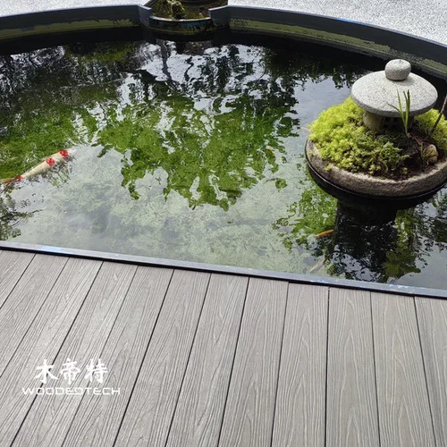 Ponte in legno di plastica premium per la piscina Dintorni: Safe & Anti-Slip