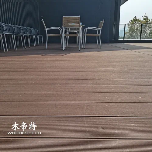 Profili standard di lunghezza di Decking 6m compositi per progetti su larga scala