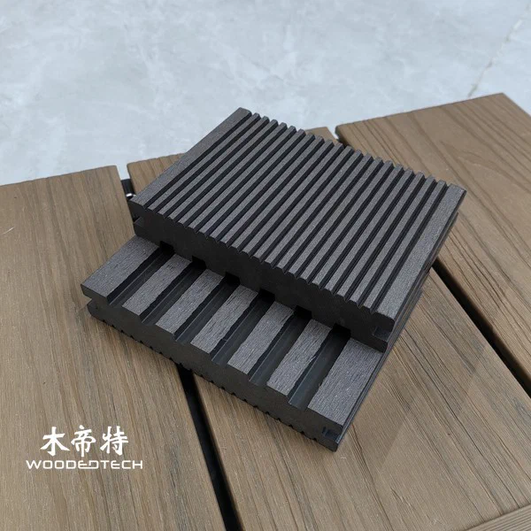 D14025-3S چوب کامپوزیت کامپوزیت چوب تخته عرشه ارائه یک سبک جامد کلاسیک برای پروژه های عرشه در فضای باز
