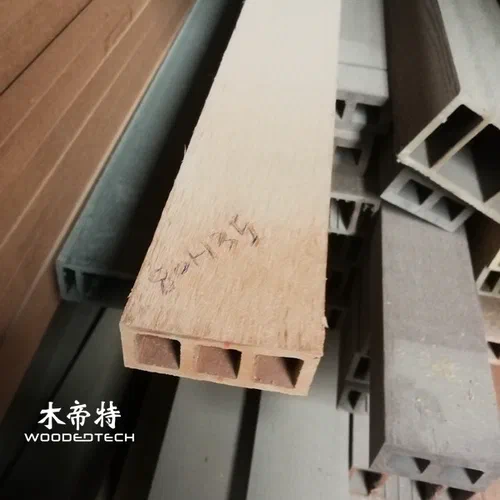 Polímero de madera multiusos compuesto Louver L8035 para paredes al aire libre, particiones y pantallas